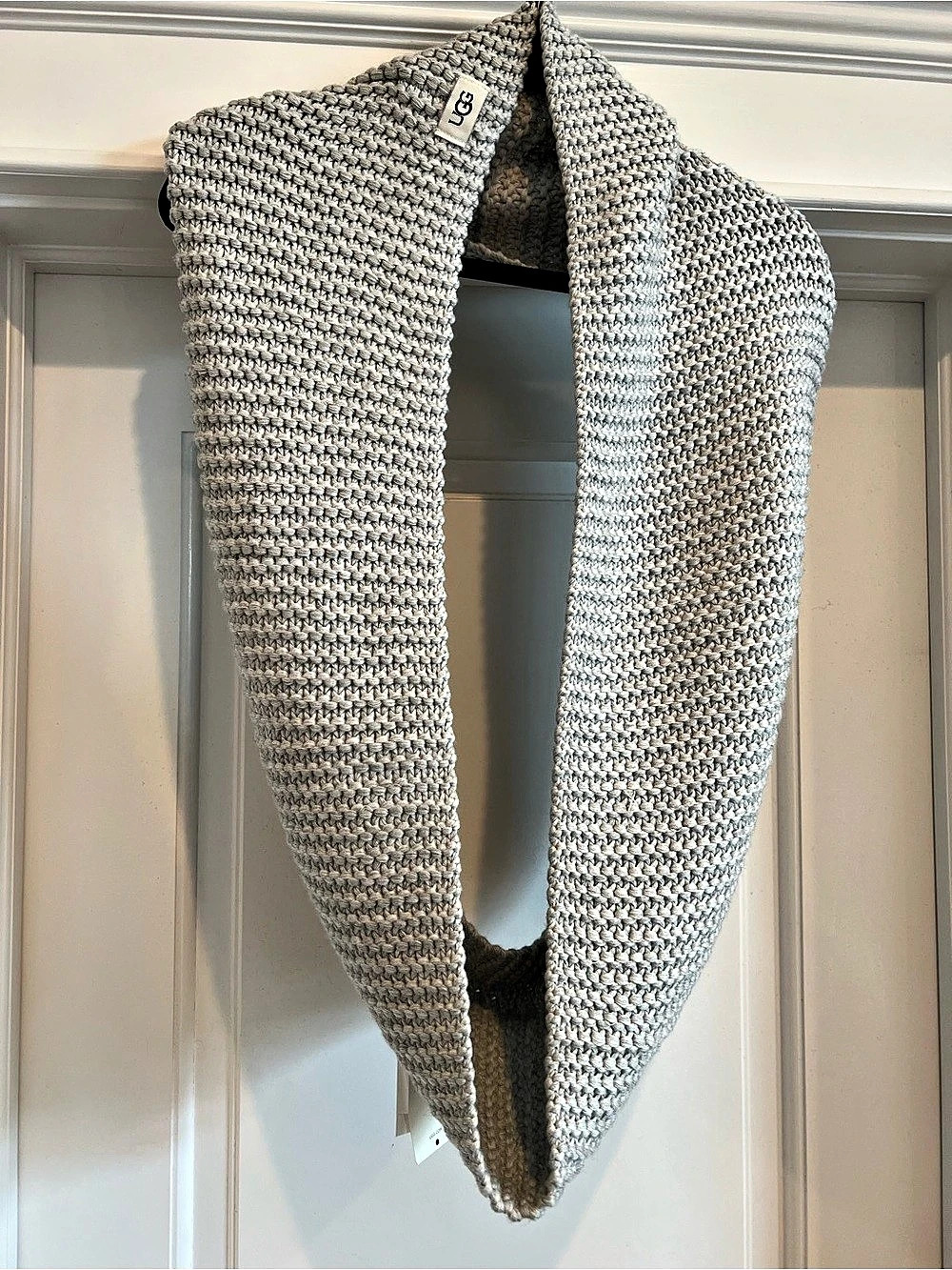 UGG Solid Infinity Scarf Gray & White